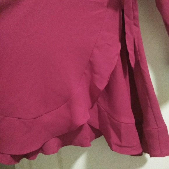 19 Cooper ◾  Long sleeve Wrap Mini Dress - Picture 4 of 4